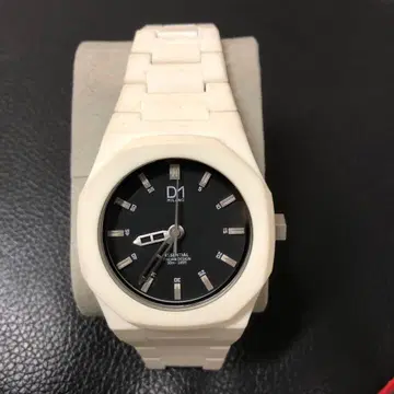 D1 MILANO 화이트 손목시계