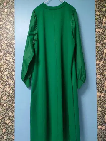 에쎄미 예쁜 그린 벌룬 슬리브 롱 원피스