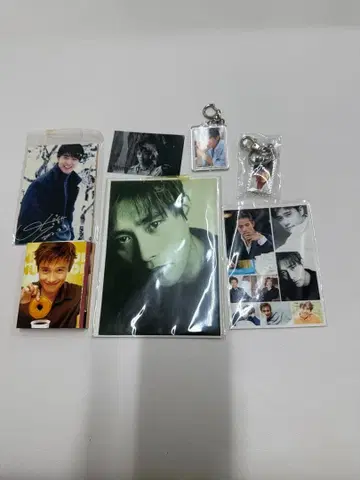 이병헌, 포토 카드 세트와 키링