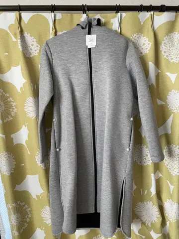 새상품 Neige 그레이 후드 부착 롱 코트