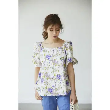 SEVENTEN 플라워 프린트 상의