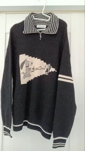 애니메이션 캐릭터 니트 스웨터