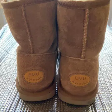 EMU Australia 브라운 숏부츠