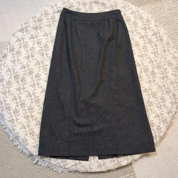 레리안 울 76% 스커트 9호 상당 종아리 기장 짙은 그레이