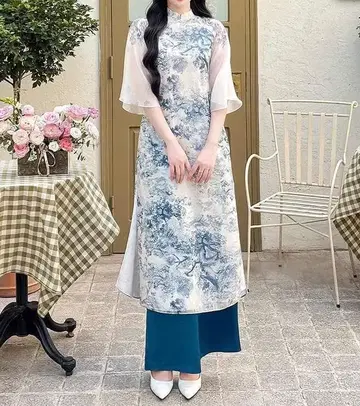 타이탐의 아오자이 - 밝고 젊은 스타일 L