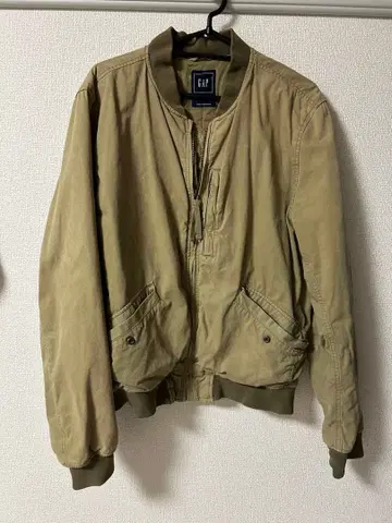 GAP 베이지 밀리터리 자켓