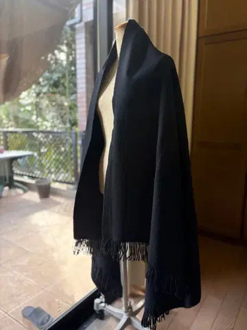 도톰 캐시미어 100% 초 대형 숄 블랙 95 x 176 535g