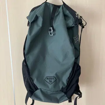 퍼고웍스 BUDDY 16 백팩 그레이
