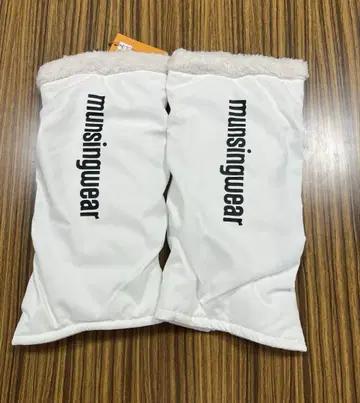 새상품 munsingwear 먼싱웨어 레그 워머
