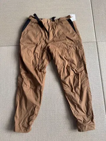 JW ANDERSON x UNIQLO 브라운 팬츠