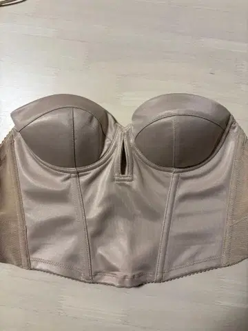 트리트 드레싱 뷔스티에 C65