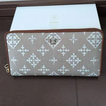 russet 미사용 새상품 장지갑 베이지