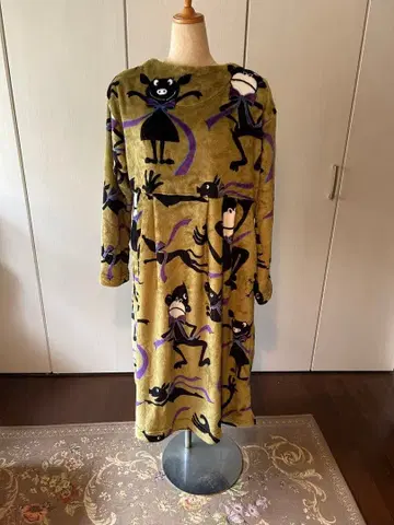 새상품 알베로베로 플리스 원피스