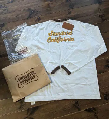 SD Script Logo Ringer Long Sleeve T
