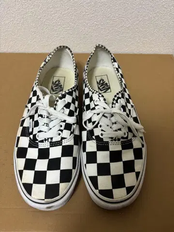 VANS 오센틱 체커 28cm