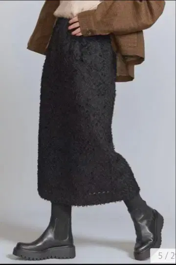 BEAUTY&YOUTH 자카드 프린지 I라인 스커트