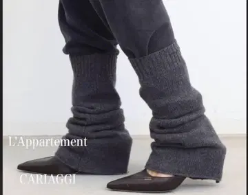 L'Appartement CARIAGGI 레그 워머 APSTUDIO