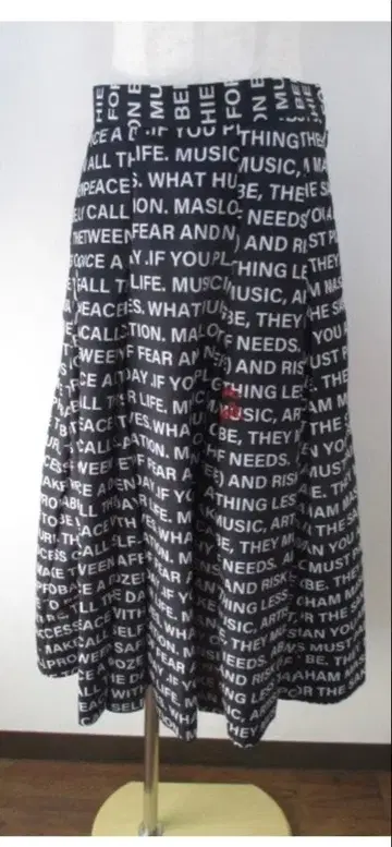 토마스 맥파이 스커트