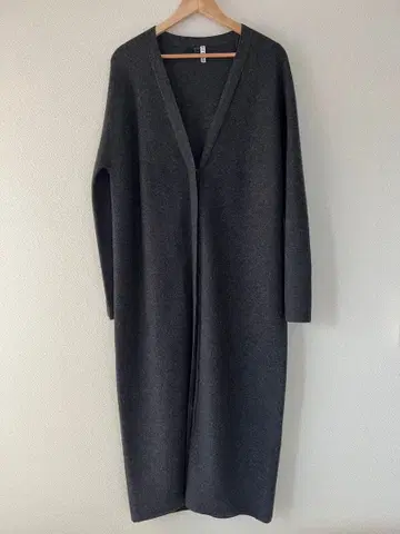 COS 롱 가디건 다크 그레이