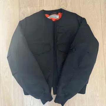 오니츠카타이거 봄버 자켓