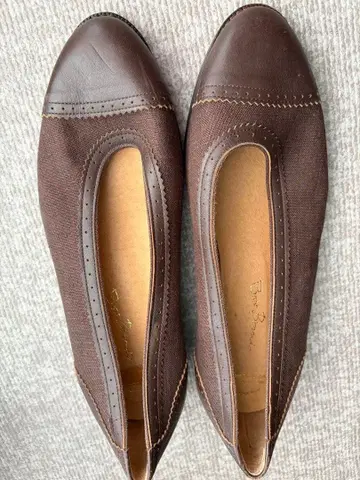 새상품급 캔버스 플랫슈즈 발레 슈즈 24.5cm