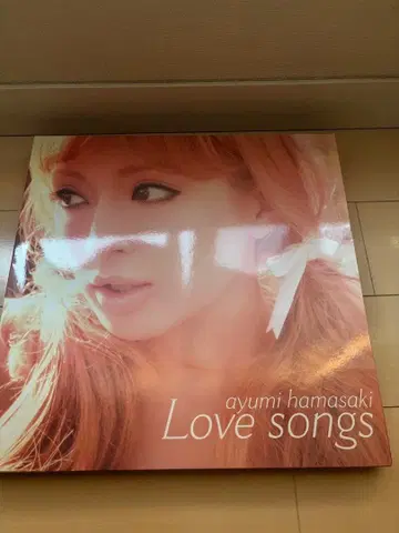 하마사키 아유미 Love songs 수량 한정 생산판