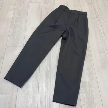 uncrave 앙크레이브 테이퍼드 팬츠