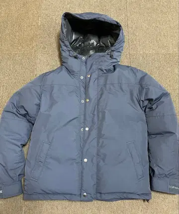 SOPHNET. 마운틴 다운 S 사이즈