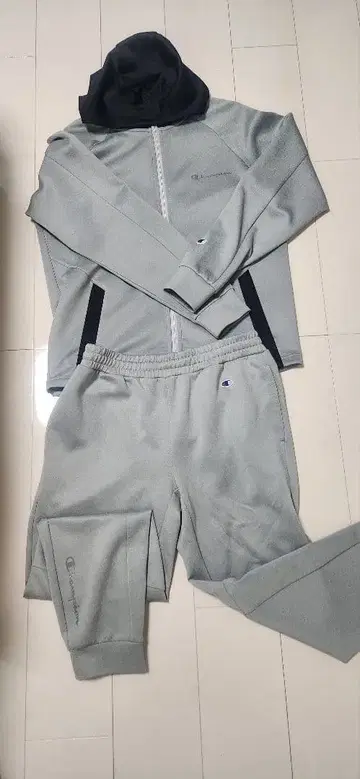 Champion 그레이 M과 L 사이즈 사이즈 다름! 셋업!