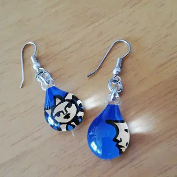 드롭형 귀걸이 호주 유리 세공 양쪽 귀 월 태양