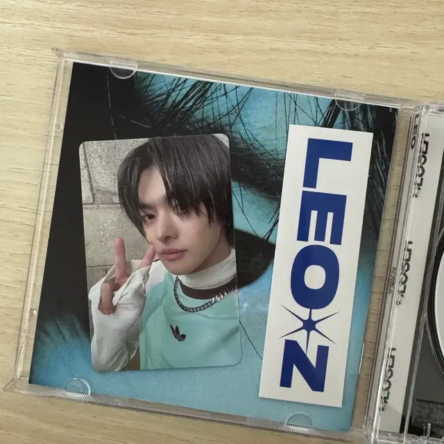 이리오 컴클로저 앨범 풀구성