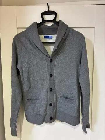 BEAMS 그레이 가디건 버튼 포함