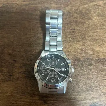 SEIKO 크로노그래프 손목시계 100m 방수 배터리 방전