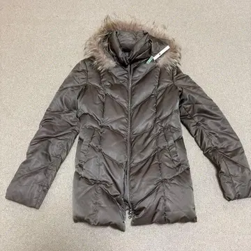 처분 세일 UNTITLED 다운 자켓 클리닝 완료