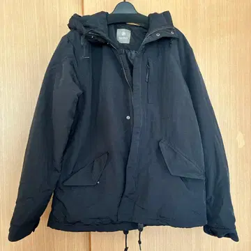 nano UNIVERSE 블랙 점퍼