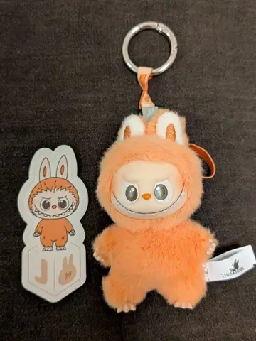 THE MONSTERS PIN FOR LOVE 봉제 인형 펜던트 J