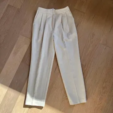 미사용품 na.e 나에 아이보리 슬랙스 S 사이즈