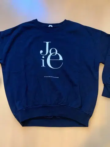 IENA 네이비 로고 프린트 맨투맨