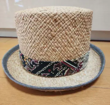 [ 미사용 ] override 밀짚모자