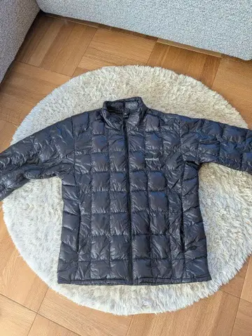 mont-bell 블랙 라이트 다운 자켓