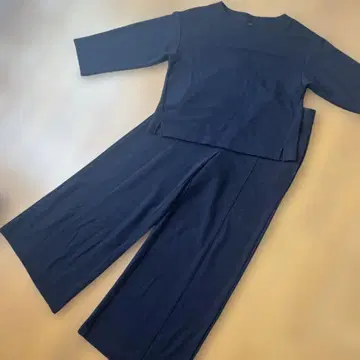 유니클로 네이비 S 사이즈 팬츠 셋업