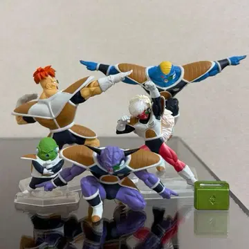 드래곤볼 피규어 프리미엄 반다이 한정판 HG 기뉴 특전대