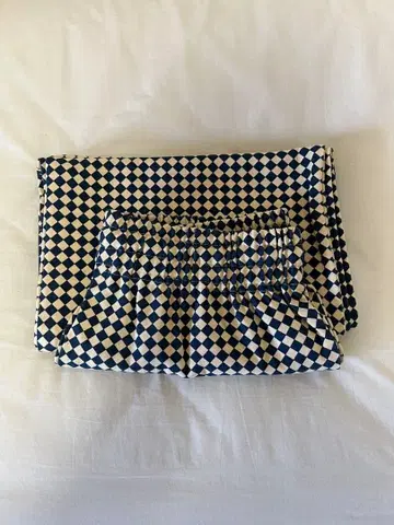 House on the hill Parent Pants Argyle M