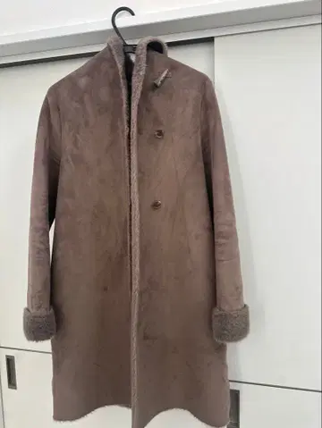 브라운 어반 리서치 롱 코트