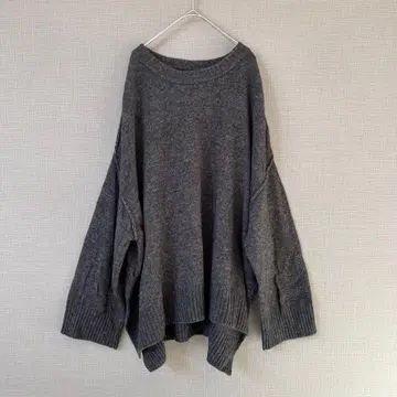 미즈이로 인드 울 코쿤 니트 풀오버 슬릿 차콜