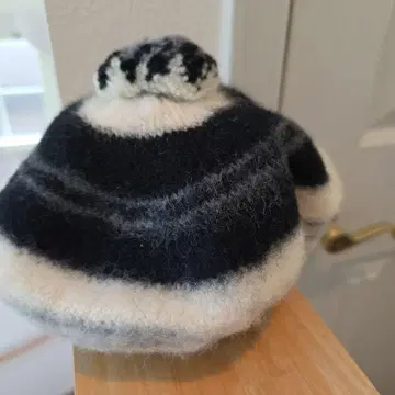 스코틀랜드제 베레모 미사용품 빈티지 블랙 x 화이트