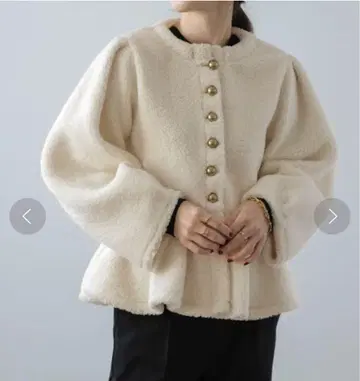 AMELY*에메리 페플럼 보아 자켓 새상품급 아이보리 M