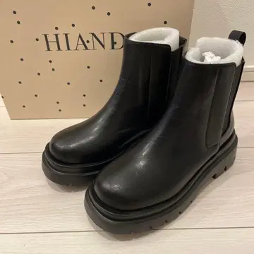 [새상품] HIAND 신상 숏부츠 24cm