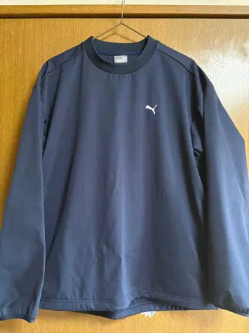 PUMA 네이비 긴팔 피스테