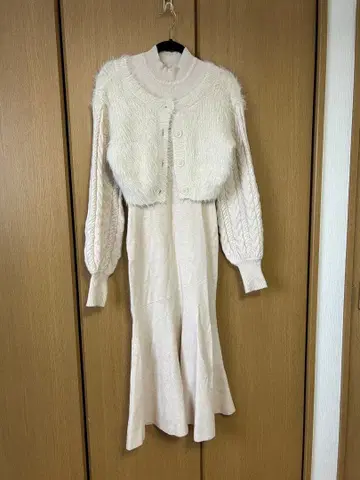 [ RESEXXY ] 2way 니트 원피스 [ 새상품급 ]